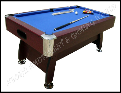 POOL TABLE